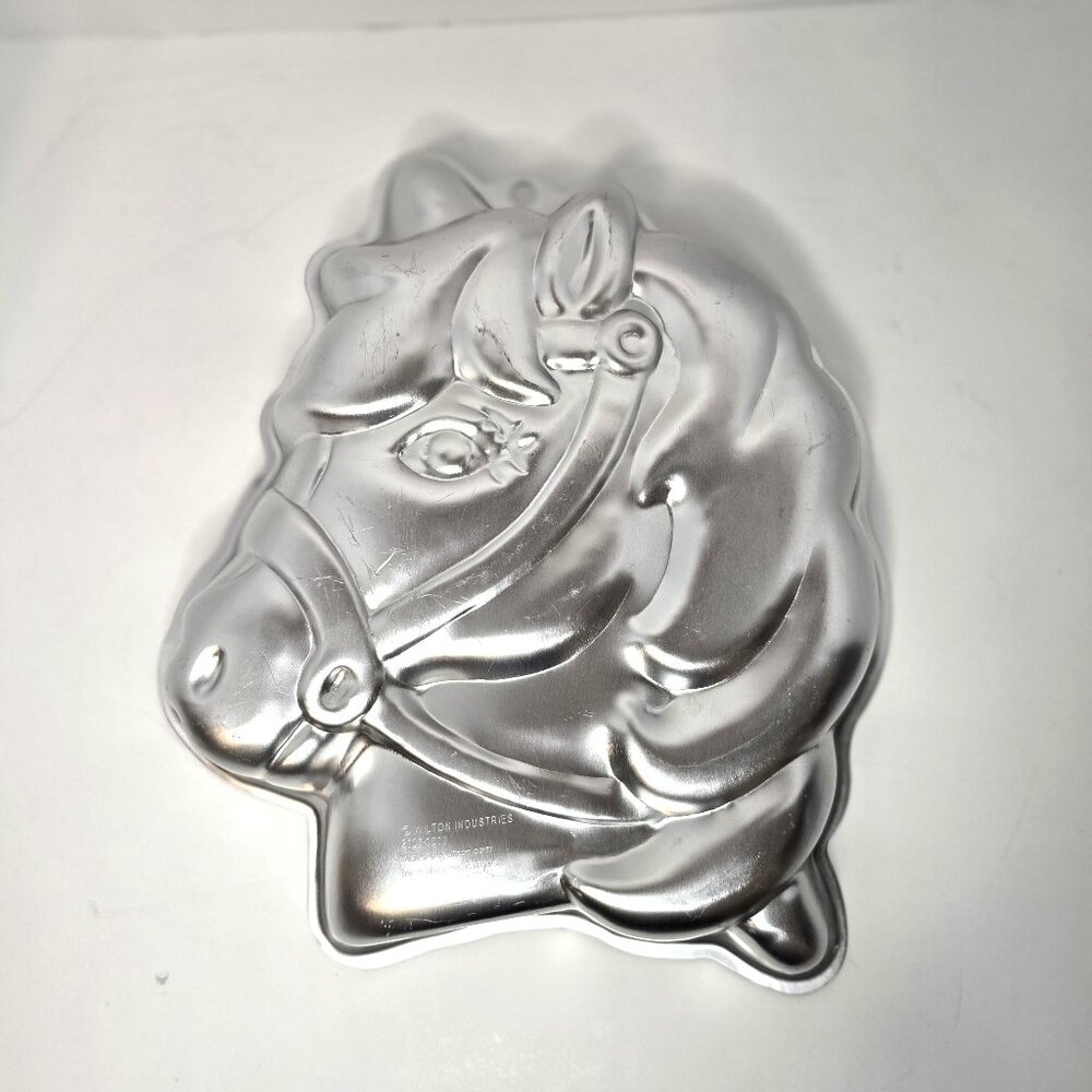 Wilton Horse Head Cake Pan Pony Birthday Bake Aluminum 1 Box Capacity 2105-1011